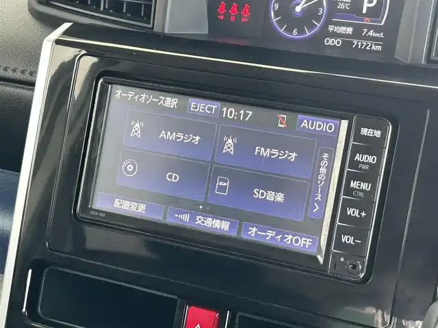 トヨタ ルーミー カスタムG－T 静岡県 2019(令1)年 0.8万km パールホワイトⅢ 純正SDナビ/（CD/DVD/AM/FM/フルセグTV/Bluetooth）/フルセグTV/プッシュスタート/クルコン/オートライト/オートマチックハイビーム/純正フロアマット/シートヒーターD＋N/両側パワースライドドア/パーキングアシスト/ETC車載器/バックカメラ/電格ミラー/社外14AW