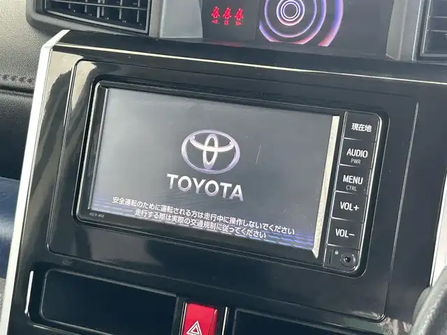 トヨタ ルーミー カスタムG－T 静岡県 2019(令1)年 0.8万km パールホワイトⅢ 純正SDナビ/（CD/DVD/AM/FM/フルセグTV/Bluetooth）/フルセグTV/プッシュスタート/クルコン/オートライト/オートマチックハイビーム/純正フロアマット/シートヒーターD＋N/両側パワースライドドア/パーキングアシスト/ETC車載器/バックカメラ/電格ミラー/社外14AW