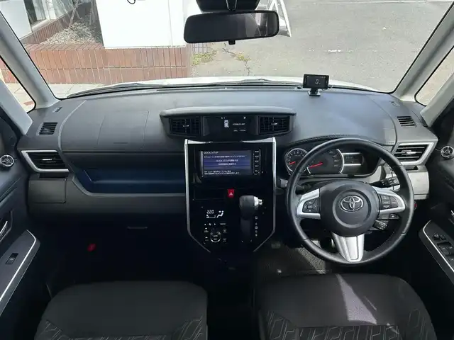 トヨタ ルーミー カスタムG－T 静岡県 2019(令1)年 0.8万km パールホワイトⅢ 純正SDナビ/（CD/DVD/AM/FM/フルセグTV/Bluetooth）/フルセグTV/プッシュスタート/クルコン/オートライト/オートマチックハイビーム/純正フロアマット/シートヒーターD＋N/両側パワースライドドア/パーキングアシスト/ETC車載器/バックカメラ/電格ミラー/社外14AW