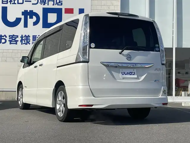 日産 セレナ