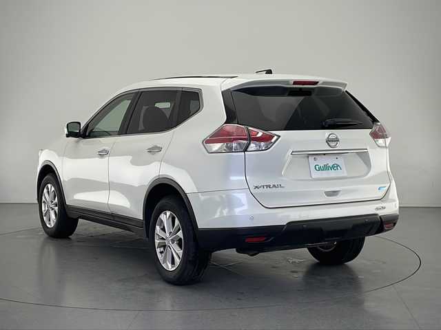 日産 エクストレイル 20X エマージェンシーブレーキ 長野県 2016(平28)年 5.7万km ブリリアントホワイトパール 純正ナビ/Bluetooth/フルセグテレビ/AUX/アラウンドビューカメラ/エマージェンシーブレーキ/横滑り防止機能/レーンキープアシスト/ダウンヒルアシストコントロール/センターデフロック/4WD/レザーシート/シートヒーター/純正フロアマット/純正17インチAW/ビルトインETC/クルーズコントロール/パーキングアシスト/Dualエアコン/ドライブモード切替/革巻きステアリング