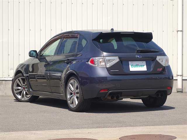 スバル インプレッサ ＷＲＸ STi 山形県 2014(平26)年 13.8万km ダークグレーメタリック ４WD/純正カーオーディオ/　　【CD AUX RADIO】/HIDヘッドライト/ハーフレザーシート/パワーシート/STI18インチアルミホイール/ターボ/電動格納ウィンカーミラー/フォグランプ/AAC/純正フロアマット/ドアバイザー/スマートキー/ETC