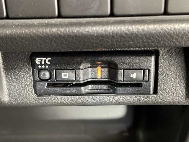 スズキ クロスビー HYBRID MV 栃木県 2023(令5)年 1.8万km 黒 メモリーナビ/（ＣＤ/ＤＶＤ/Bluetooth/USB/TV）/全方位カメラ/リアコーナーセンサー/ETC/前後ドライブレコーダー/オートライト/LEDヘッドライト/横滑り防止装置/フォグランプ/スマートキー/プッシュスタート/アイドリングストップ/革巻きステアリング/電動格納ミラー/純正アルミホイール/純正フロアマット/ドアバイザー