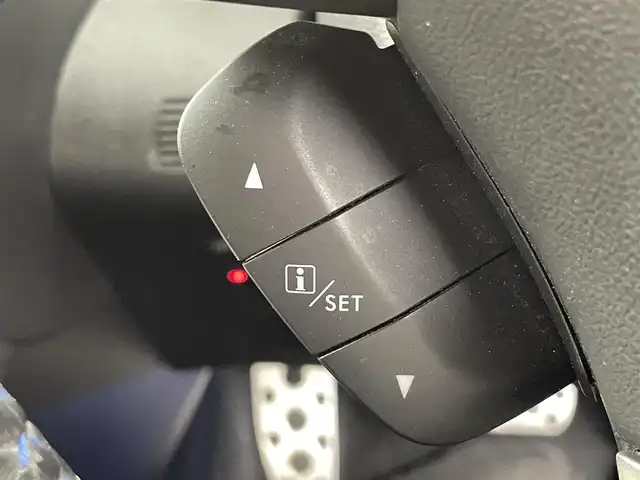 スバル レヴォーグ 1．6GT－S アイサイト 福井県 2014(平26)年 4.4万km クリスタルブラックシリカ 純正フルセグSDナビ/・Bluetooth/TV/DVD/CD/AM/FM/バックカメラ/純正18インチAW/ETC/アダプティブクルーズコントロール/レーンキープアシスト/純正フロアマット/スペアキー/4WD/ターボ/LEDヘッドライト