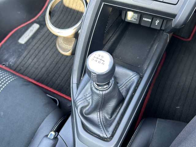 ホンダ Ｓ６６０ α 三重県 2016(平28)年 4.2万km プレミアムスターホワイトパール 1オーナー/純正センターディスプレイ/【Bluetooth/USB】/バックカメラ/クルーズコントロール/オートライト/LEDヘッドランプ/195/45/R16インチ純正AW/プッシュスタート/スマートキー/スペアキー/純正フロアマット