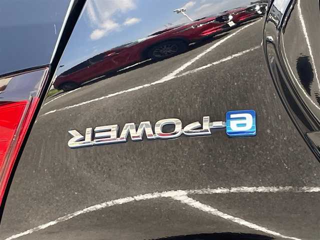 日産 ノート e－パワー X 福岡県 2019(平31)年 5.8万km スーパーブラック アルパイン９インチナビ（X9Z）/アラウンドビューモニター /インテリジェントルームミラー /CD/DVD /フルセグTV  /Bluetooth /エマージェンシーブレーキ /ETC /純アルミ15インチ