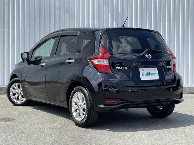 日産 ノート e－パワー X 福岡県 2019(平31)年 5.8万km スーパーブラック アルパイン９インチナビ（X9Z）/アラウンドビューモニター /インテリジェントルームミラー /CD/DVD /フルセグTV  /Bluetooth /エマージェンシーブレーキ /ETC /純アルミ15インチ