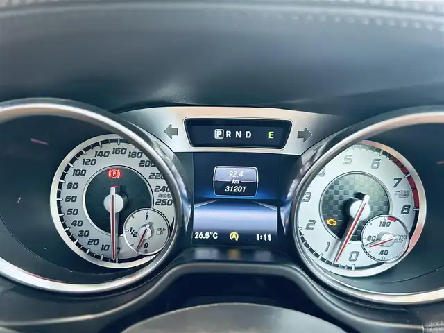 メルセデス・ベンツ ＳＬ３５０ 大阪府 2014(平26)年 3.2万km オブシディアンブラック レーダーセーフティP/マジックスカイルーフ/赤革/メモリ付きパワーシート/シートヒーター/ACC/純正ナビ/TV/バックカメラ/純正19インチAW/電動リアゲート/ブラインドスポット/クリアラスソナー