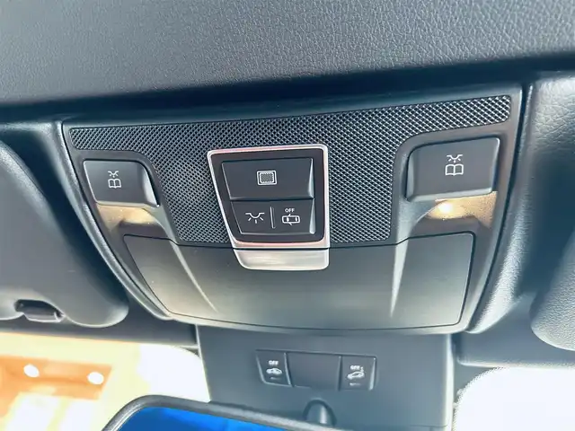 メルセデス・ベンツ ＳＬ３５０ 大阪府 2014(平26)年 3.2万km オブシディアンブラック レーダーセーフティP/マジックスカイルーフ/赤革/メモリ付きパワーシート/シートヒーター/ACC/純正ナビ/TV/バックカメラ/純正19インチAW/電動リアゲート/ブラインドスポット/クリアラスソナー