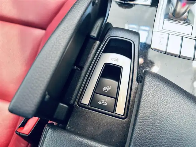 メルセデス・ベンツ ＳＬ３５０ 大阪府 2014(平26)年 3.2万km オブシディアンブラック レーダーセーフティP/マジックスカイルーフ/赤革/メモリ付きパワーシート/シートヒーター/ACC/純正ナビ/TV/バックカメラ/純正19インチAW/電動リアゲート/ブラインドスポット/クリアラスソナー