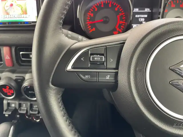 スズキ ジムニー XC 道央・札幌 2022(令4)年 4.1万km ジャングルグリーン ・４WD/ターボ/・スズキセーフティサポート/・衝突被害軽減ブレーキ/・社外ナビ/・DVD.CD.SD.USB.Bluetooth/・フルセグ/バックカメラ /・クルーズコントロール/・LEDライト/オートライト/・社外エンジンスターター/・ドライブレコーダー/・運転席/助手席シートヒーター/・スマートキーX2/・ETC