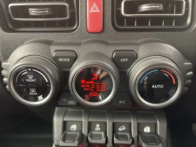 スズキ ジムニー XC 道央・札幌 2022(令4)年 4.1万km ジャングルグリーン ・４WD/ターボ/・スズキセーフティサポート/・衝突被害軽減ブレーキ/・社外ナビ/・DVD.CD.SD.USB.Bluetooth/・フルセグ/バックカメラ /・クルーズコントロール/・LEDライト/オートライト/・社外エンジンスターター/・ドライブレコーダー/・運転席/助手席シートヒーター/・スマートキーX2/・ETC