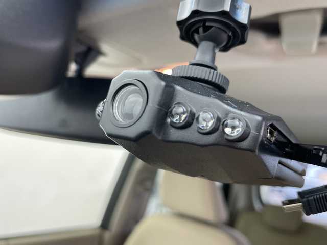 ホンダ Ｎ ＯＮＥ G Aパッケージ 富山県 2014(平26)年 0.9万km スマートブラック 純正ナビ【VXM-158C】/（AM/FM/CD/SD）/バックカメラ/衝突被害軽減ブレーキ/HIDヘッドライト/オートライト/横滑り防止装置/ドライブレコーダー/スマートキー×２/プッシュスタート/アイドリングストップ/純正フロアマット