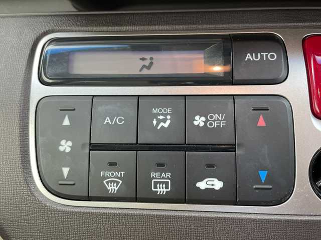 ホンダ Ｎ ＯＮＥ G Aパッケージ 富山県 2014(平26)年 0.9万km スマートブラック 純正ナビ【VXM-158C】/（AM/FM/CD/SD）/バックカメラ/衝突被害軽減ブレーキ/HIDヘッドライト/オートライト/横滑り防止装置/ドライブレコーダー/スマートキー×２/プッシュスタート/アイドリングストップ/純正フロアマット