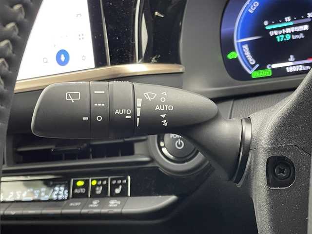 トヨタ クラウン スポーツ Z 埼玉県 2023(令5)年 1.9万km ゴールドⅡ パノラマルーフ　黒レザーシート　パノラミックビューモニター　純正１２．３インチディスプレイ　ＥＴＣ　デジタルインナーミラー　ＨＵＤ　ＢＳＭ　ＡＣ１００Ｖ　シートヒーター　ベンチレーション　シートメモリ