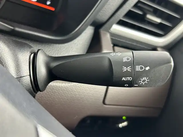 トヨタ ルーミー G－T 愛知県 2018(平30)年 2.9万km ファインブルーマイカメタリック 禁煙車/純正９インチナビ/（Bluetooth/フルセグTV/CD/DVD/AM/FM)/バックカメラ/スマートアシストII/・衝突軽減ブレーキ/・レーンキープアシスト/・誤発進抑制機能/両側パワースライドドア/クルーズコントロール/ビルトインETC/電動格納ウィンカーミラー/リアサンシェード/アイドリングストップ/ドアバイザー/スマートキー/プッシュスタート/スペアキー
