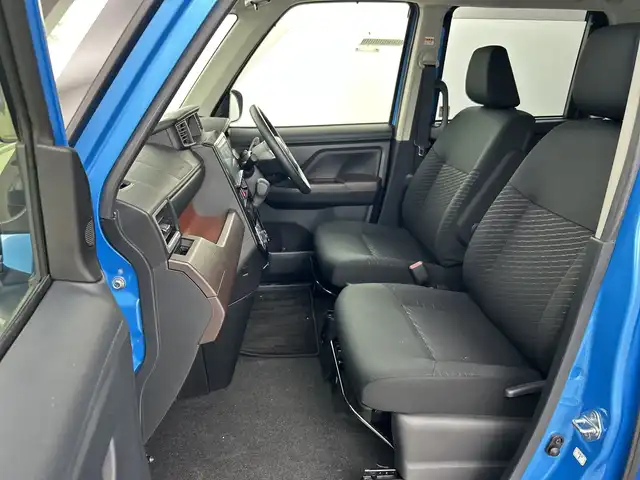 トヨタ ルーミー G－T 愛知県 2018(平30)年 2.9万km ファインブルーマイカメタリック 禁煙車/純正９インチナビ/（Bluetooth/フルセグTV/CD/DVD/AM/FM)/バックカメラ/スマートアシストII/・衝突軽減ブレーキ/・レーンキープアシスト/・誤発進抑制機能/両側パワースライドドア/クルーズコントロール/ビルトインETC/電動格納ウィンカーミラー/リアサンシェード/アイドリングストップ/ドアバイザー/スマートキー/プッシュスタート/スペアキー