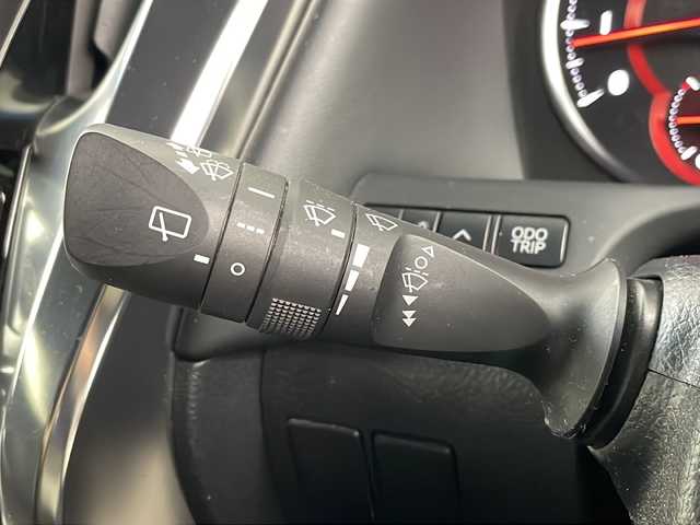 トヨタ アルファード S タイプゴールド 埼玉県 2020(令2)年 4.8万km ホワイトパールクリスタルシャイン 純正ディスプレイオーディオ/Bluetooth接続/CD/DVDプレイヤー/バックモニター/純正12インチフリップダウンモニター/ツインムーンルーフ/トヨタセーフティセンス/衝突被害軽減ブレーキ/レーンキープアシスト/オートマチックハイビーム/レーダークルーズコントロール/両側電動スライドドア/ステアリングスイッチ/パワーバックドア/ビルトインETC/電動パーキングブレーキ/ブレーキホールド/横滑り防止装置/左右分離型フルオートエアコン/ダブルオートエアコン/ドライブレコーダー