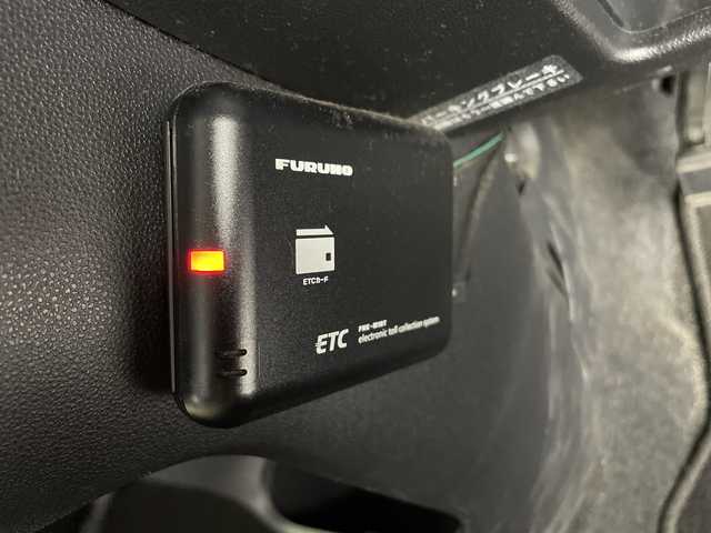 ダイハツ ムーヴ キャンバス X LTD メイクアップ SA Ⅲ 鹿児島県 2018(平30)年 7.5万km パールホワイトⅢ/ナチュラルベージュマイカメタリック 2トーン 純正8インチナビ/（AM/FM/CD/DVD/Bluetooth/HDMI）/フルセグテレビ/バックカメラ/両側パワースライドドア/ETC/スマートアシストIII/・衝突警報機能/・衝突回避支援ブレーキ/・誤発進抑制制御機能/・車線逸脱警報機能/・先行車発進お知らせ機能/・オートハイビーム/オートエアコン/スマートキー/横滑り防止装置