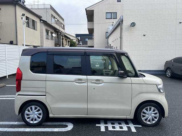 ホンダ Ｎ ＢＯＸ G L ターボ ホンダセンシング 広島県 2019(平31)年 1.9万km プレミアムアイボリーパールⅡ /登録時走行距離/　　　　　　　19075キロ/ワンオーナー/ターボ/純正ナビ/バックカメラ/地デジ/両側パワースライドドア/クルーズコントロール/スペアキー×１/ビルトインETC/新車時整備手帳/　　【保証書】/取扱説明書/