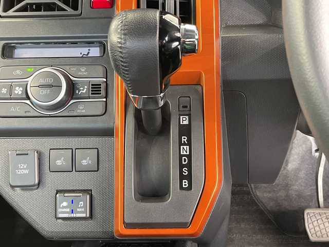 ダイハツ タフト G ターボ 栃木県 2020(令2)年 5.4万km サンドベージュメタリック ターボ　/純正ナビ/（CD/DVD/フルセグ/Bluetooth/SD/USB）　/全方位カメラ　/禁煙車　/ガラスルーフ　/コーナーセンサー　/ＥＴＣ　/シートヒーター　/ルーフレール　/オートライト　/横滑り防止装置　/フォグランプ　/スマートキー　/プッシュスタート/アイドリングストップ/革巻きステアリング/電動格納ミラー/純正フロアマット