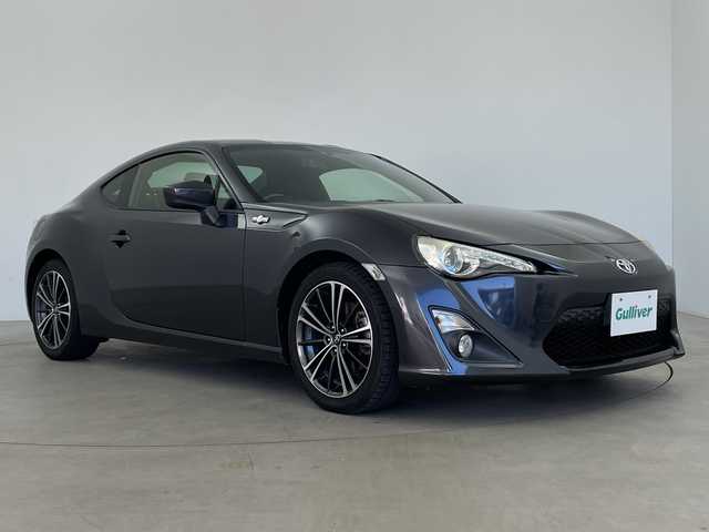 トヨタ ８６ GT 鹿児島県 2014(平26)年 5.7万km ダークグレーメタリック 純正ナビ(NSLN-W62) SD未着/・フルセグTV /Bluetooth/SD/バックカメラ /パドルシフト /ETC /HIDオートライト /フォグランプ /スマートキー /スペアキー /エンジンスターター /SPROT/SNOWMODE /禁煙車 /純正アルミホイール/取扱説明書/保証書