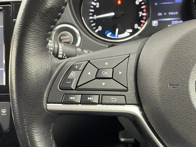 日産 エクストレイル ハイブリッド 20Xi 埼玉県 2019(令1)年 3.1万km プレミアムコロナオレンジ 純正9インチナビ/ CD DVD フルセグ Bluetooth/アラウンドビューモニター/インテリジェントルームミラー/プロパイロット/エマージェンシーブレーキ/レーンキープアシスト/レーダークルーズコントロール/ブラインドスポットモニター/クリアランスソナー /パワーバックドア /LEDオートライト/ETC