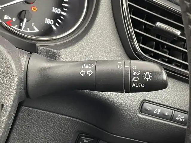 日産 エクストレイル ハイブリッド 20Xi 埼玉県 2019(令1)年 3.1万km プレミアムコロナオレンジ 純正9インチナビ/ CD DVD フルセグ Bluetooth/アラウンドビューモニター/インテリジェントルームミラー/プロパイロット/エマージェンシーブレーキ/レーンキープアシスト/レーダークルーズコントロール/ブラインドスポットモニター/クリアランスソナー /パワーバックドア /LEDオートライト/ETC