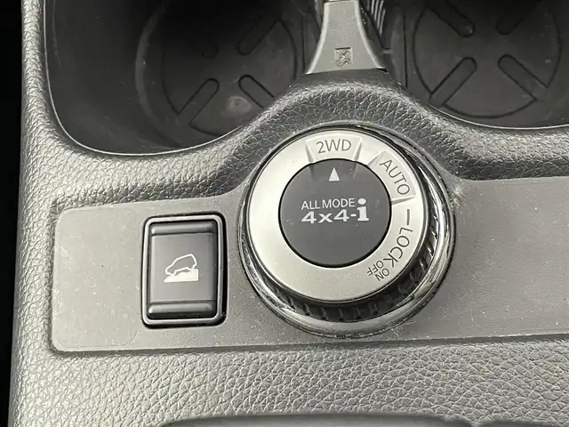 日産 エクストレイル ハイブリッド 20Xi 埼玉県 2019(令1)年 3.1万km プレミアムコロナオレンジ 純正9インチナビ/ CD DVD フルセグ Bluetooth/アラウンドビューモニター/インテリジェントルームミラー/プロパイロット/エマージェンシーブレーキ/レーンキープアシスト/レーダークルーズコントロール/ブラインドスポットモニター/クリアランスソナー /パワーバックドア /LEDオートライト/ETC