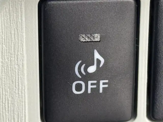 トヨタ プリウス G 福岡県 2012(平24)年 3.8万km シルバーM 純正ナビ　/バックカメラ　/ビルトインＥＴＣ　/前後ドライブレコーダー　/クルーズコントロール　/ステアリングスイッチ　/プッシュスタート　/電動格納式ドアミラー　/ハーフレザー　/パワーシート　/純正１７インチＡＷ/純正ＡＷ４本社内積込み