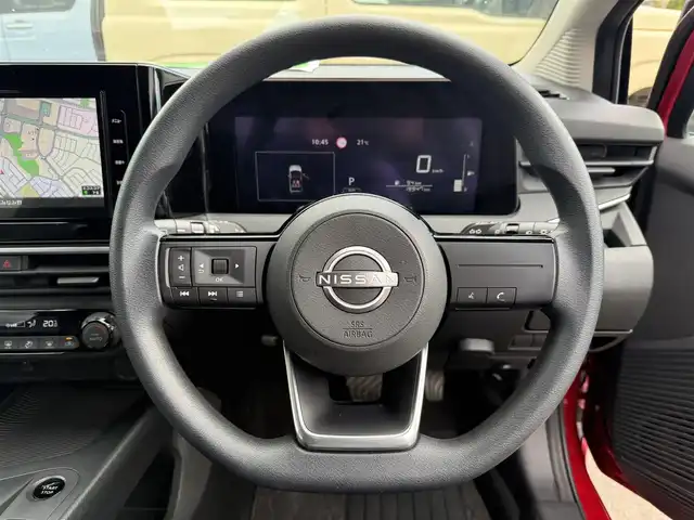 日産 ノート S 東京都 2021(令3)年 2万km ガーネットレッド ワンオーナー/純正9インチナビ/【ipod/SD/FM/AM/TV/USB/BT/CD/DVD】/インテリジェントルームミラー/ETC/ドライブレコーダー/360°セーフティアシスト/・アラウンドビューモニター/・インテリジェント エマージェンシーブレーキ/・インテリジェント LI（車線逸脱防止支援システム）/　LDW（車線逸脱警報）/・インテリジェント BSI（後側方衝突防止支援システム）/　BSW（後側方車両検知警報）/・踏み間違い衝突防止アシスト/コーナーセンサー/LEDヘッドライト/オートライト/フォグランプ/電子パーキング/オートホールド/ＵＳＢポート/ＩＳＯＦＩＸ/プッシュスタート/スマートキー/スペアキー×１
