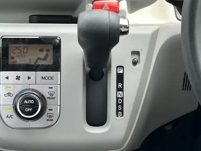 ダイハツ ミラ イース G SAⅢ 道央・札幌 2021(令3)年 5.5万km スカイブルーメタリック ４WD/社外オーディオ/AM/FM/CD/オートライト/オートマチックハイビーム/衝突被害軽減システム/ドアバイザー/電格ミラー/シートヒーター/AAC/ヘッドライトレベライザー/純正エンジンスターター/夏社外AW１４インチ積込