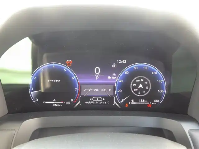 トヨタ アルファード Z 千葉県 2024(令6)年 1万km プラチナホワイトパールマイカ Toyota Safety Sense/・プリクラッシュセーフティ/・レーンディパーチャーアラート/・オートハイビーム/・レーダークルーズコントロール/・ブラインドスポットモニター/・RCTA（リヤクロストラフィックアラート）/左右独立ムーンルーフ/パワーバックドア/両側パワースライドドア/14インチ純正コネクティッドナビ/地デジTV/【Bluetooth接続】/パノラミックビューモニター/リバース連動ドアミラー（左/右）/前席パワーシート/エアシート/シートヒーター/後席オットマン/ドライブレコーダー（前後撮影）【TZ-DR210】/コンビハンドル/ステアリングスイッチ/ETC（2.0）/LEDヘッドライト/ウインカーミラー/クリアランスソナー/純正18インチアルミホイル/サイド/カーテンエアバッグ/スマートキー