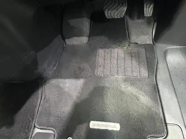 日産 セレナ ライダー プロパイロット E 鹿児島県 2017(平29)年 6.4万km ダイヤモンドブラック 禁煙車/純正ナビ/（BluetoothフルセグTV　DVD/CD）/バックカメラ/フリップダウンモニター/前後ドライブレコーダー/ETC/ブレーキホールド/プロパイロット/クルーズコントロール/社外16インチアルミホイール/フルエアロ/ハンズフリーオートスライドドア/両側パワースライドドア/LEDヘッドライト