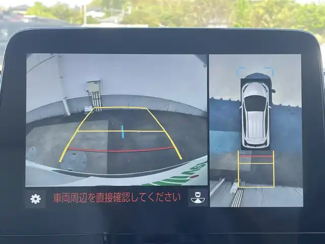 トヨタ アクア Z 愛媛県 2023(令5)年 3.4万km プラチナホワイトパールマイカ 純正ナビ(Bluetooth/AppleCarPlay/AndroidAuto/フルセグ) 　アラウンドビューモニター /ブラインドスポットモニター /前後コーナーセンサー /ハーフレザーシート /D席パワーシート 　/D/N席ヒートシーター 　/ETC 2.0　/LEDヘッドライト 　/フォグランプ /オートライト/オートマチックハイビーム /純正16インチアルミホイール /純正フロアマット /純正ドアバイザー /横滑り防止装置 　/レーンキープアシスト 　/衝突被害軽減システム /革巻きステアリング /ハンドルヒーター /ステアリングスイッチ /プッシュスタート /スマートキー /スペアキー1本 /取扱説明書・保証書