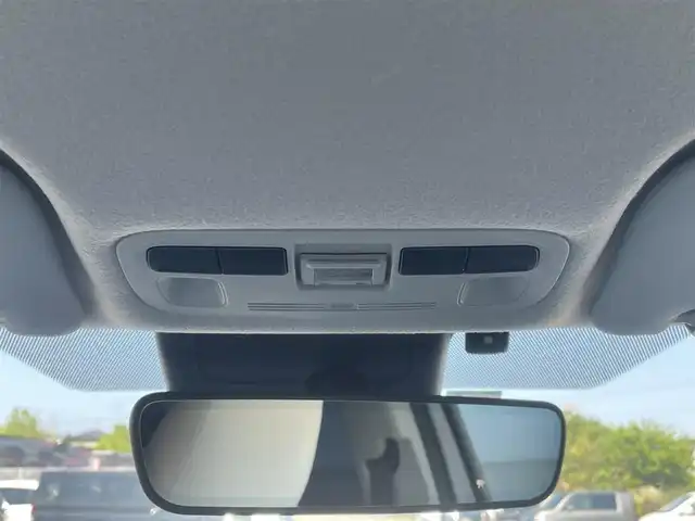 トヨタ アクア Z 愛媛県 2023(令5)年 3.4万km プラチナホワイトパールマイカ 純正ナビ(Bluetooth/AppleCarPlay/AndroidAuto/フルセグ) 　アラウンドビューモニター /ブラインドスポットモニター /前後コーナーセンサー /ハーフレザーシート /D席パワーシート 　/D/N席ヒートシーター 　/ETC 2.0　/LEDヘッドライト 　/フォグランプ /オートライト/オートマチックハイビーム /純正16インチアルミホイール /純正フロアマット /純正ドアバイザー /横滑り防止装置 　/レーンキープアシスト 　/衝突被害軽減システム /革巻きステアリング /ハンドルヒーター /ステアリングスイッチ /プッシュスタート /スマートキー /スペアキー1本 /取扱説明書・保証書
