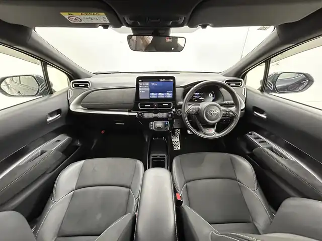 トヨタ アクア GRスポーツ 茨城県 2023(令5)年 1.8万km ブラックマイカ 純正ディスプレイオーディオ/・ナビキット機能あり/バックカメラ/ステアリングヒーター/レーダークルーズコントロール/AC100V/コーナーセンサー/オートマチックハイビーム/ハーフレザーシート/シートヒーター/純正17インチAW/純正フロアマット/LEDヘッドライト/ビルトインETC2.0/純正ドライブレコーダー