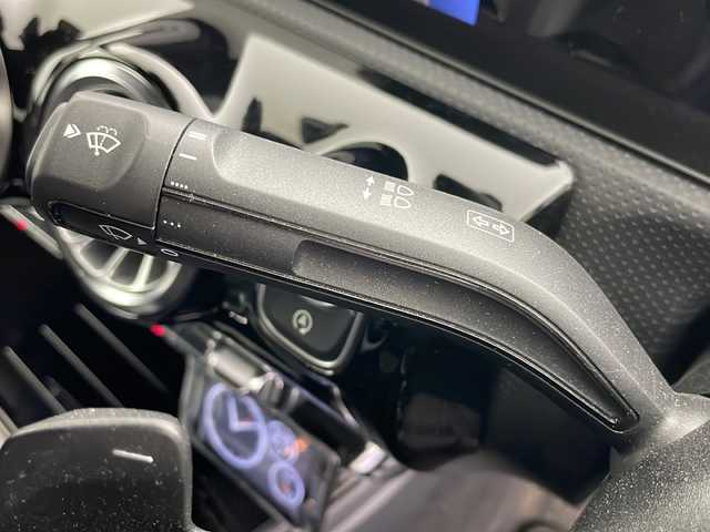 メルセデス・ベンツ Ａ２５０ 4MATIC 道央・札幌 2020(令2)年 2.4万km デジタルホワイト ・4WD/・純正ナビ&BT&TV&USB/・全周囲カメラ/・パノラマルーフ/・アクティブドライブクルーズコントロール/・アクティブブレーキアシスト/・ヘッドアップディスプレイ/・コーナーセンサー/・横滑り防止装置/・アイドリングストップ/・前席パワーシート/・前席シートヒーター/・レザーシート/・ビルトインETC/・純正フロアマット/・LEDヘッドライト/・オートライト/・スマートキー/・スペアキー/・純正17インチAW