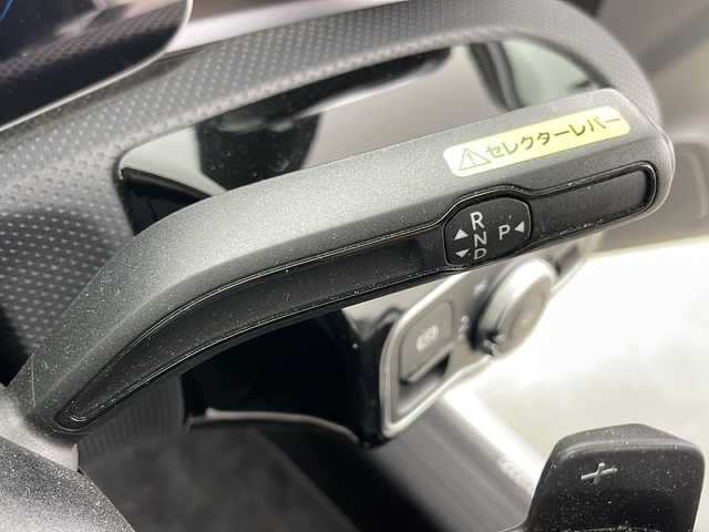 メルセデス・ベンツ Ａ２５０ 4MATIC 道央・札幌 2020(令2)年 2.4万km デジタルホワイト ・4WD/・純正ナビ&BT&TV&USB/・全周囲カメラ/・パノラマルーフ/・アクティブドライブクルーズコントロール/・アクティブブレーキアシスト/・ヘッドアップディスプレイ/・コーナーセンサー/・横滑り防止装置/・アイドリングストップ/・前席パワーシート/・前席シートヒーター/・レザーシート/・ビルトインETC/・純正フロアマット/・LEDヘッドライト/・オートライト/・スマートキー/・スペアキー/・純正17インチAW