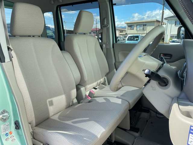 スズキ スペーシア T 神奈川県 2013(平25)年 5.3万km フォレストアクアメタリック 純正ＳＤナビＴＶ　/バックカメラ　/片側パワースライドドア　/ＥＴＣ　/スマートキー　/電動格納ミラー　/社外アルミホイール　/純正フロアマット　/ドアバイザー　/ＨＤＭＩポート　/プッシュスタート　/ＬＥＤヘッドライト