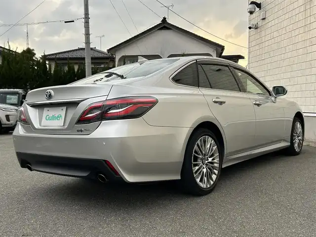 トヨタ クラウン ハイブリッド S Four エレガンススタイルⅡ 山形県 2020(令2)年 5.4万km プレシャスシルバー 純正メーカーナビ/バックカメラ/専用ツートンハーフレザーシート/ブラインドスポットモニター/ビルドインＥＴＣ/パワーシート＆シートヒーター/ステアリングヒーター/レーダークルーズコントロール/前後ドライブレコーダー/電動リアサンシェード/純正18インチアルミ