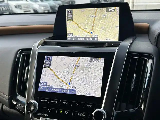 トヨタ クラウン ハイブリッド S Four エレガンススタイルⅡ 山形県 2020(令2)年 5.4万km プレシャスシルバー 純正メーカーナビ/バックカメラ/専用ツートンハーフレザーシート/ブラインドスポットモニター/ビルドインＥＴＣ/パワーシート＆シートヒーター/ステアリングヒーター/レーダークルーズコントロール/前後ドライブレコーダー/電動リアサンシェード/純正18インチアルミ