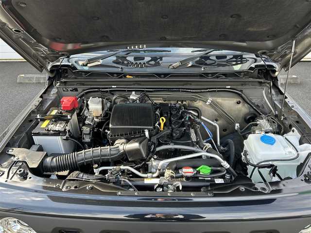 スズキ ジムニー シエラ JC 埼玉県 2025(令7)年 0.5万km ブルーイッシュブラックパール3 カーオーディオ(DEH-7100)/　(FM/Bluetooth/CD)/ビルトインETC/4WD/クルーズコントロール/衝突被害軽減ブレーキ/車線逸脱警報/後方コーナーセンサー/運転席・助手席シートヒーター/ヒーテッドドアミラー/ヘッドライトウォッシャー/背面タイヤ/オートLEDライト/純正15インチアルミホイール