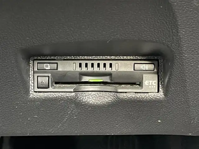 トヨタ プリウス Sセーフティプラス 宮崎県 2016(平28)年 8.1万km アティチュードブラックマイカ 純正９インチナビ／フルセグ／バックカメラ／ＥＴＣ／モデリスタエアロ／ＬＥＤヘッドライト／クリアランスソナー／純正アルミ/オートマチックハイビーム/レーダークルーズ