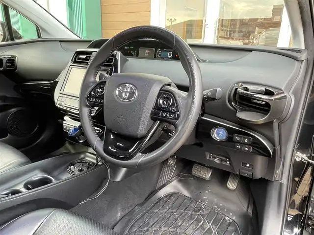 トヨタ プリウス Sセーフティプラス 宮崎県 2016(平28)年 8.1万km アティチュードブラックマイカ 純正９インチナビ／フルセグ／バックカメラ／ＥＴＣ／モデリスタエアロ／ＬＥＤヘッドライト／クリアランスソナー／純正アルミ/オートマチックハイビーム/レーダークルーズ