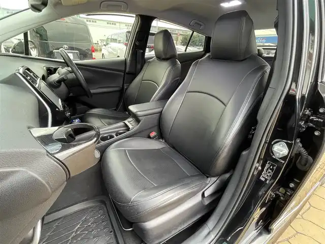 トヨタ プリウス Sセーフティプラス 宮崎県 2016(平28)年 8.1万km アティチュードブラックマイカ 純正９インチナビ／フルセグ／バックカメラ／ＥＴＣ／モデリスタエアロ／ＬＥＤヘッドライト／クリアランスソナー／純正アルミ/オートマチックハイビーム/レーダークルーズ