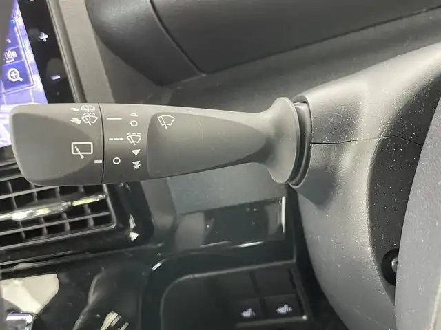 ダイハツ タント カスタム X 埼玉県 2024(令6)年 0.7万km シャイニングホワイトパール ・純正１０インチナビ　/・全周囲モニター　/・ＥＴＣ　/・両側パワースライドドア　/・Ｂｌｕｅｔｏｏｔｈ　/ＤＶＤ　ＣＤ　/・フルセグＴＶ　/・HDMI入力端子　/・純正ドライブレコーダー　/・スマートアシスト　/・サイドバイザー/・電動パーキングブレーキ/・シートバックテーブル/・リヤサンシェード/・スマートキー/・プッシュスタート/・ＬＥＤヘッドライト/・フォグランプ
