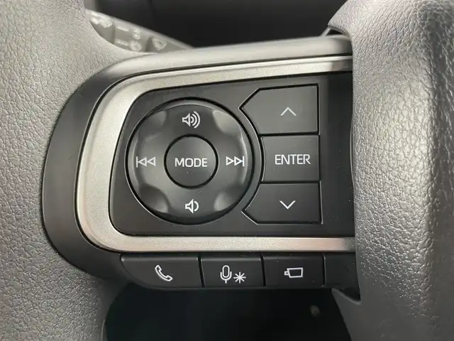 ダイハツ タント カスタム X 埼玉県 2024(令6)年 0.7万km シャイニングホワイトパール ・純正１０インチナビ　/・全周囲モニター　/・ＥＴＣ　/・両側パワースライドドア　/・Ｂｌｕｅｔｏｏｔｈ　/ＤＶＤ　ＣＤ　/・フルセグＴＶ　/・HDMI入力端子　/・純正ドライブレコーダー　/・スマートアシスト　/・サイドバイザー/・電動パーキングブレーキ/・シートバックテーブル/・リヤサンシェード/・スマートキー/・プッシュスタート/・ＬＥＤヘッドライト/・フォグランプ
