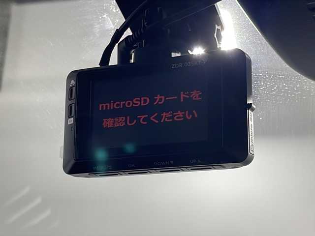 日産 オーラ G レザーエディション 沖縄県 2022(令4)年 2.2万km ピュアホワイトパール / スーパーブラック 2トーン 禁煙車　/県外仕入れ/純正メーカーナビ/【CD/DVD/フルセグTV/BT】/全方位カメラ/デジタルインナーミラー/BOSEサウンドシステム/プロパイロット/ETC2.0/衝突被害軽減システム/後方コーナーセンサー/ブラインドスポットモニター/オートマチックハイビーム/レザーシート/ステアリングリモコン/LEDヘッドライト/オートライト/スマートキー
