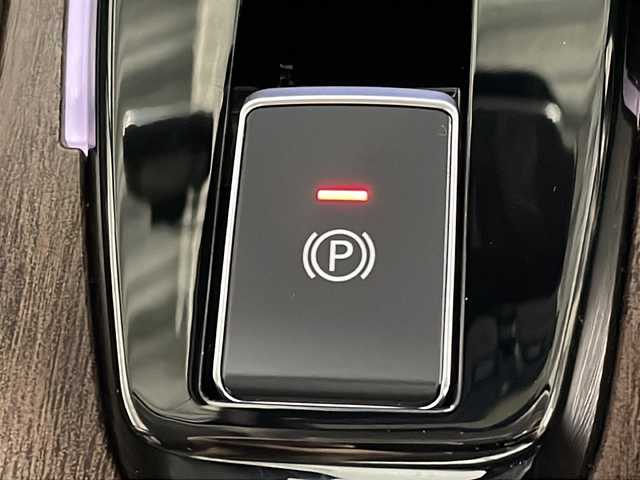 日産 オーラ G レザーエディション 沖縄県 2022(令4)年 2.2万km ピュアホワイトパール / スーパーブラック 2トーン 禁煙車　/県外仕入れ/純正メーカーナビ/【CD/DVD/フルセグTV/BT】/全方位カメラ/デジタルインナーミラー/BOSEサウンドシステム/プロパイロット/ETC2.0/衝突被害軽減システム/後方コーナーセンサー/ブラインドスポットモニター/オートマチックハイビーム/レザーシート/ステアリングリモコン/LEDヘッドライト/オートライト/スマートキー